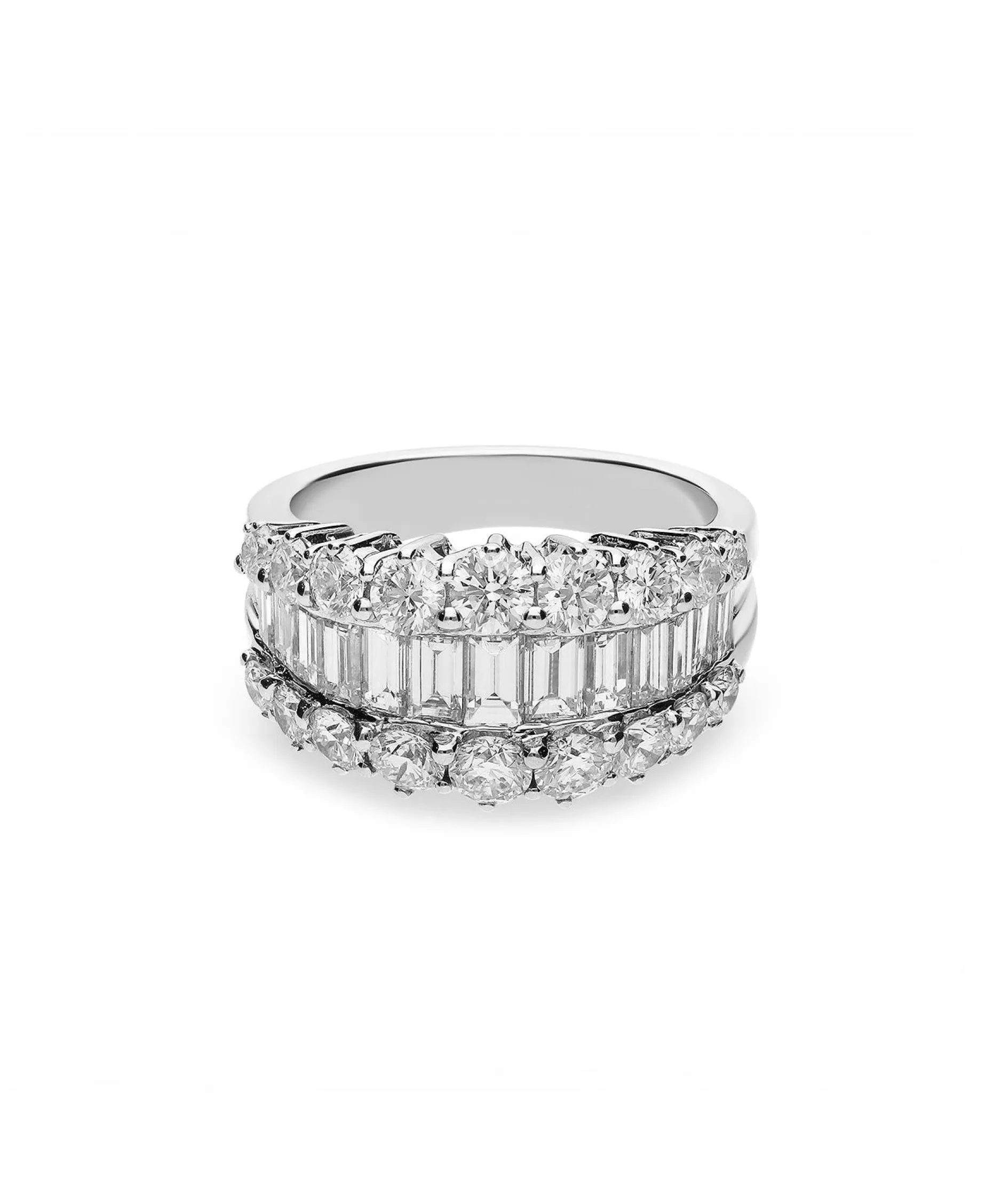 Anillo de Cóctel con Diamantes Baguette y Brillante 3,22 cts en Oro Blanco