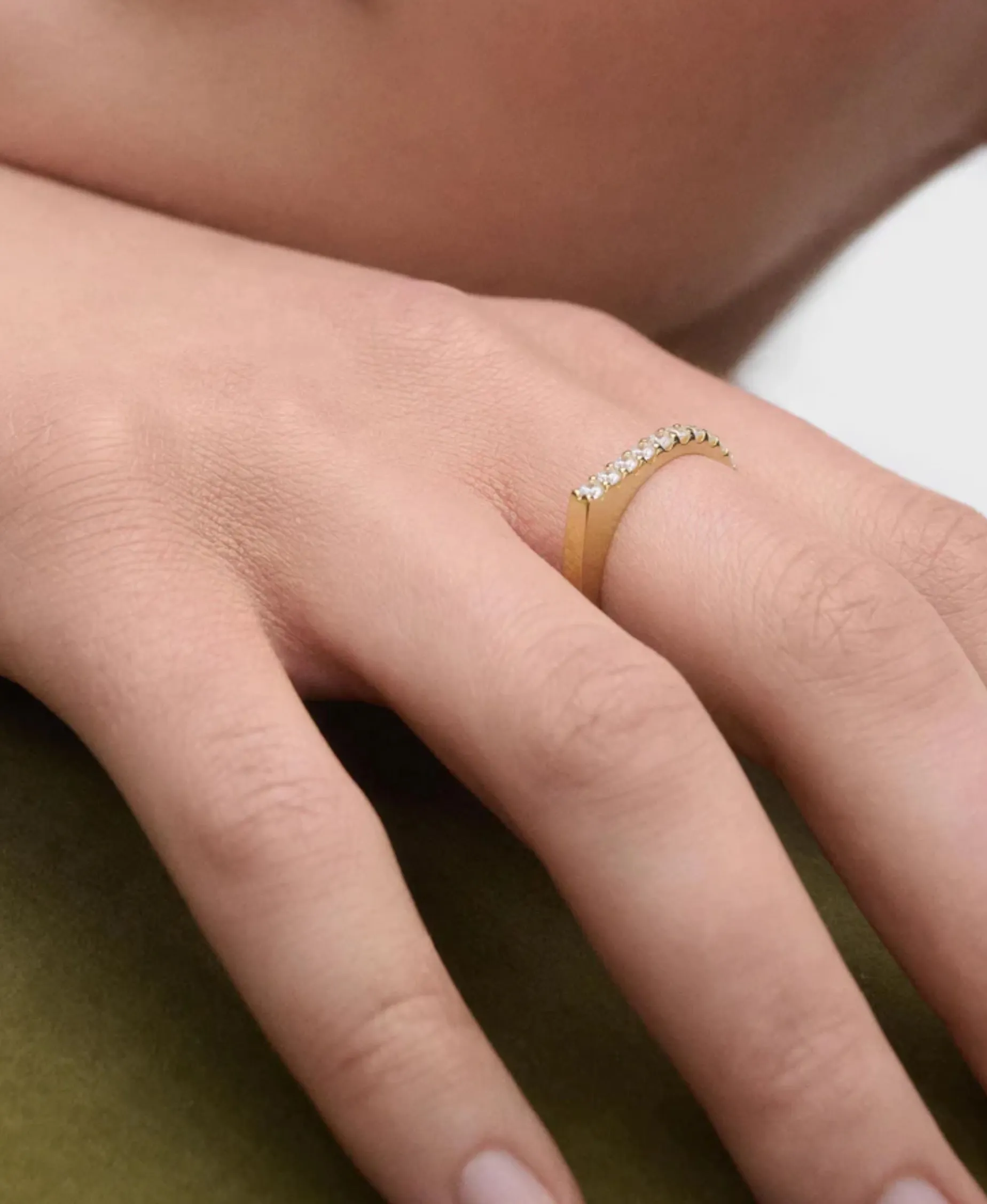 Anillo Gloss PDPAOLA Plata con Baño de Oro 18K con Circonitas | AN01-E90