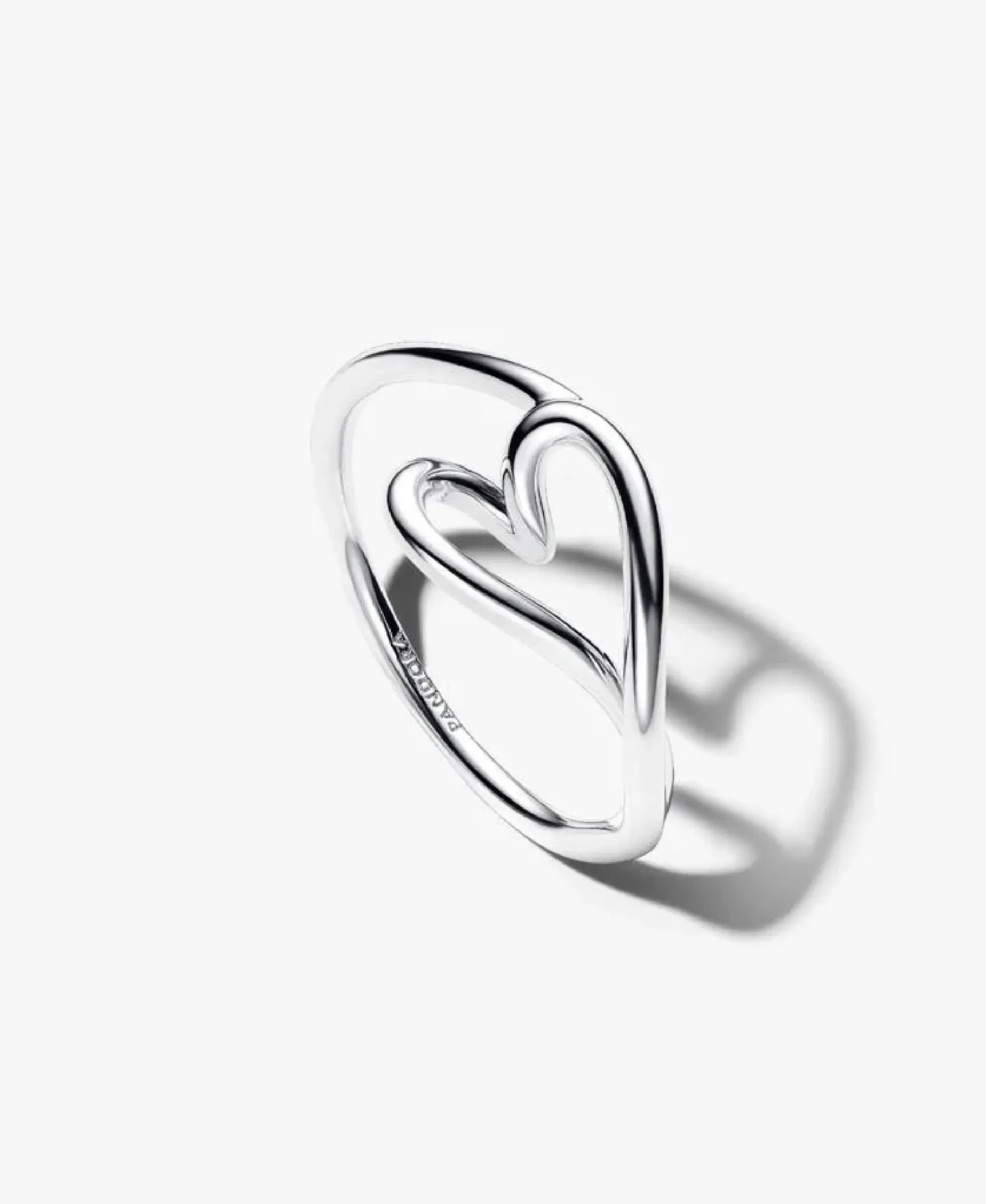 Anillo Pandora Corazón Pequeño Forma Orgánica | 194361C00