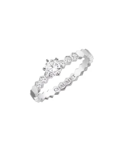 Anillo Solitario Bee de Chaumet Oro Blanco y Diamantes 0,50 cts | J1NG00