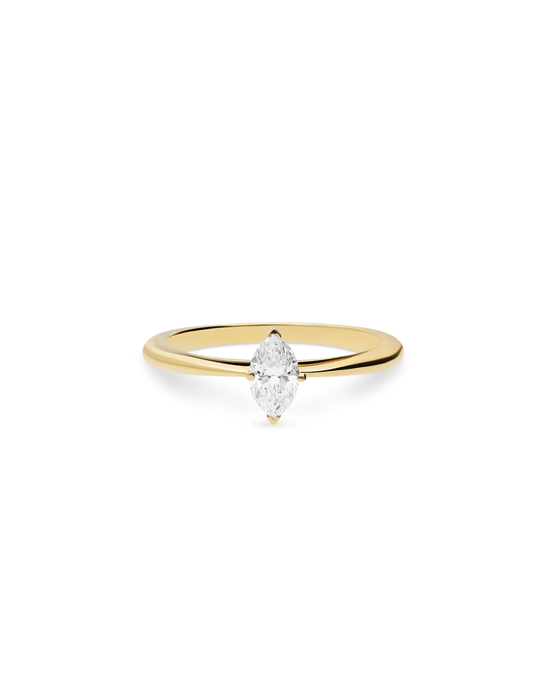 Anillo Solitario con Diamante Marquise 0,40 cts en Oro Amarillo