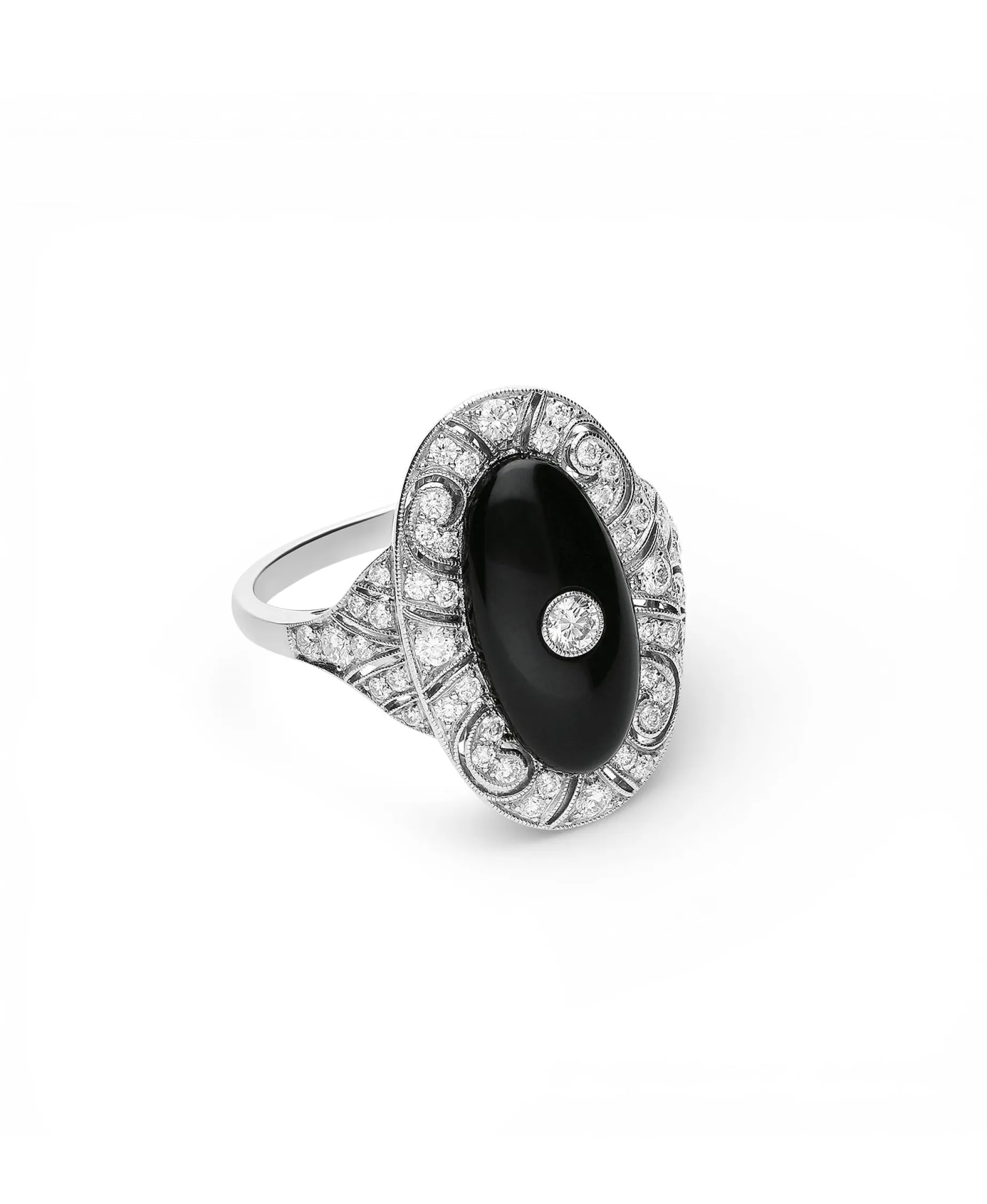 Anillo Vintage con Ónix y Diamantes en Platino