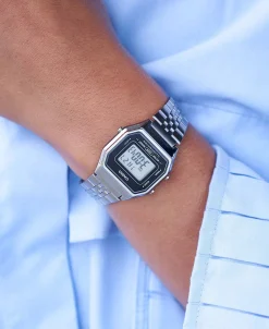 Casio Vintage digital 33.5 × 28.6 | LA680WEA-1