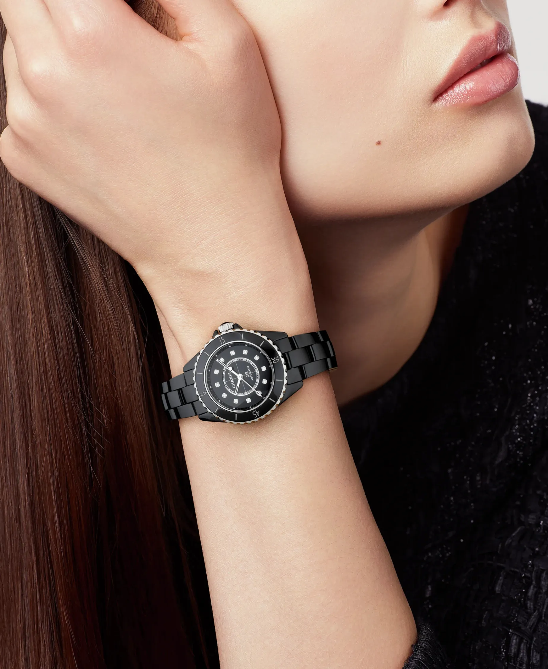 Chanel J12 Black Calibre 12.2 Cerámica Con Diamantes 33 mm | H9742