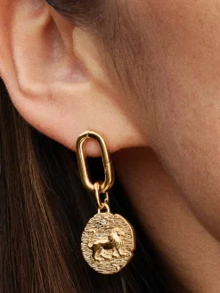Charm Medallón León PANDORA Baño Oro - 763974C01