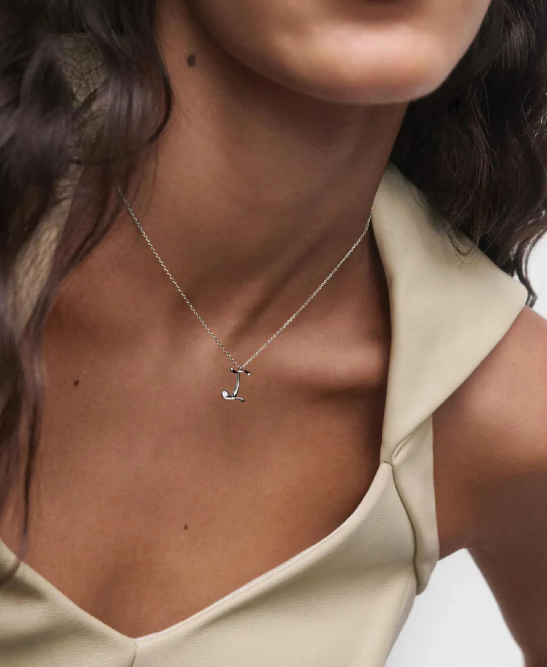 Collar con Colgante inicial I PDPAOLA Plata Baño Rodio | CO02‑B82‑U