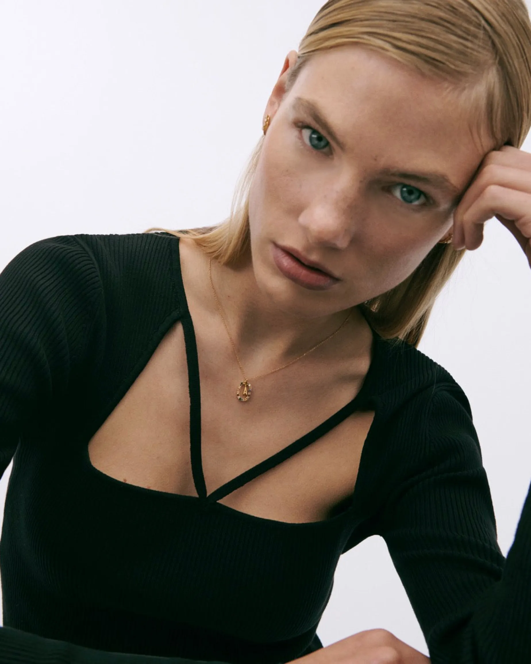 Collar PDPAOLA Letra A Plata Baño Oro Con Piedra de Color | CO01-260-U