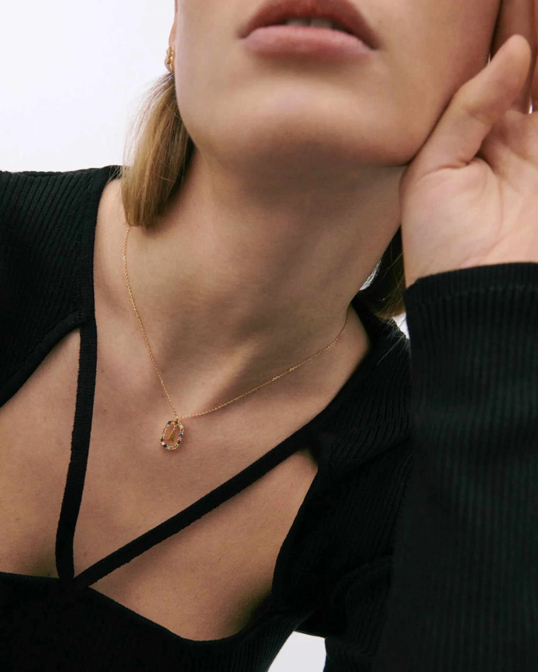 Collar PDPAOLA Letra D Plata Baño Oro y Piedra de Color | CO01-263-U