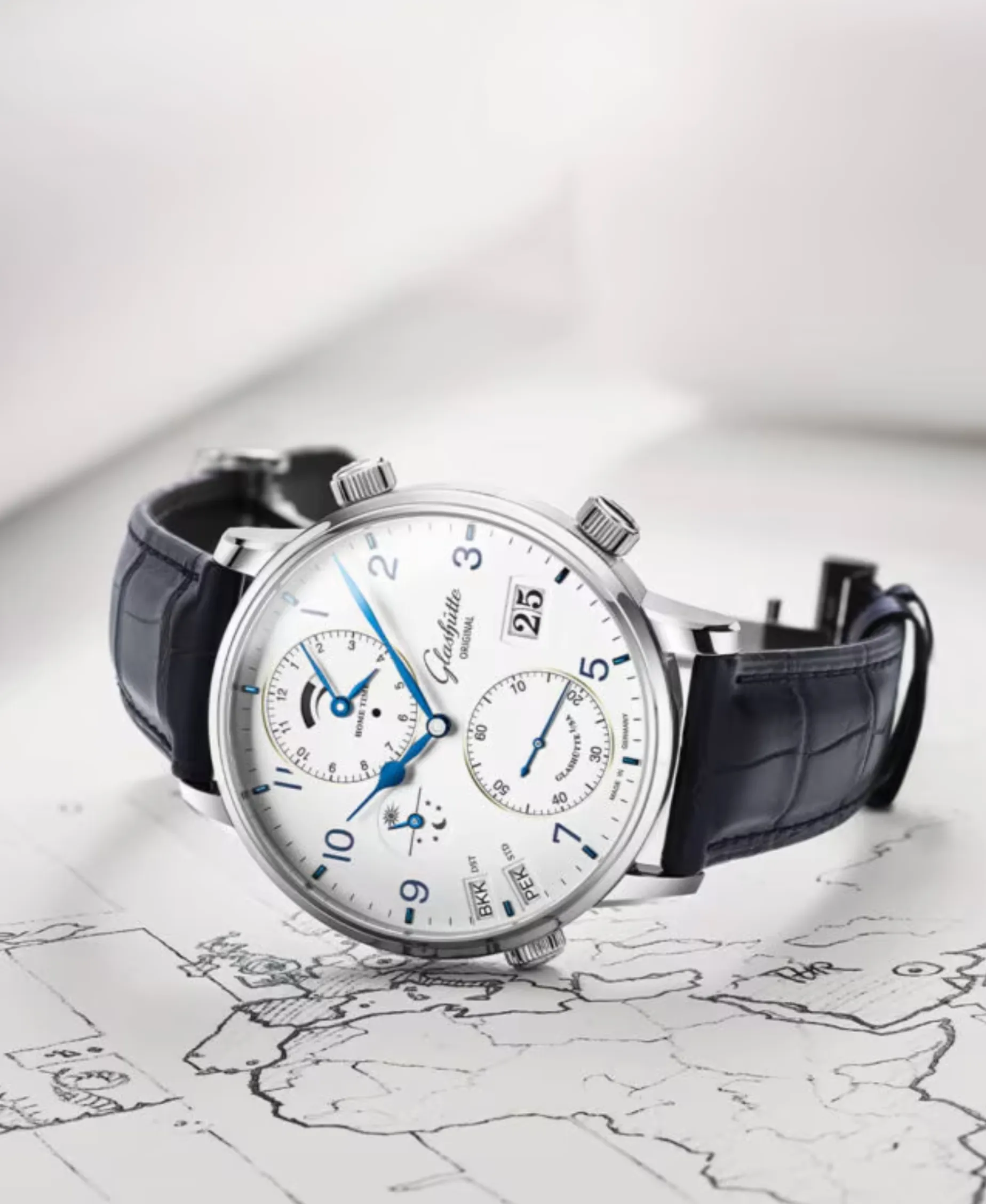 Glashütte Original Senator Cosmopolite 44 mm | 1-89-02-03-02-30