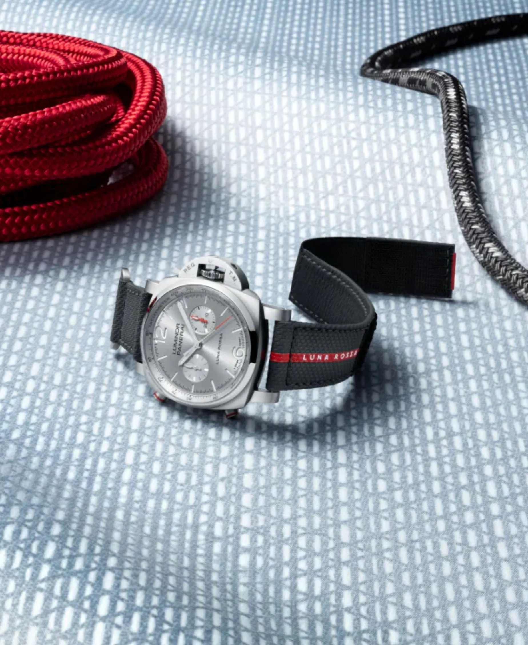 Panerai Luminor Luna Rossa Chrono Edición Limitada Plateado Acero 44 mm | PAM01768