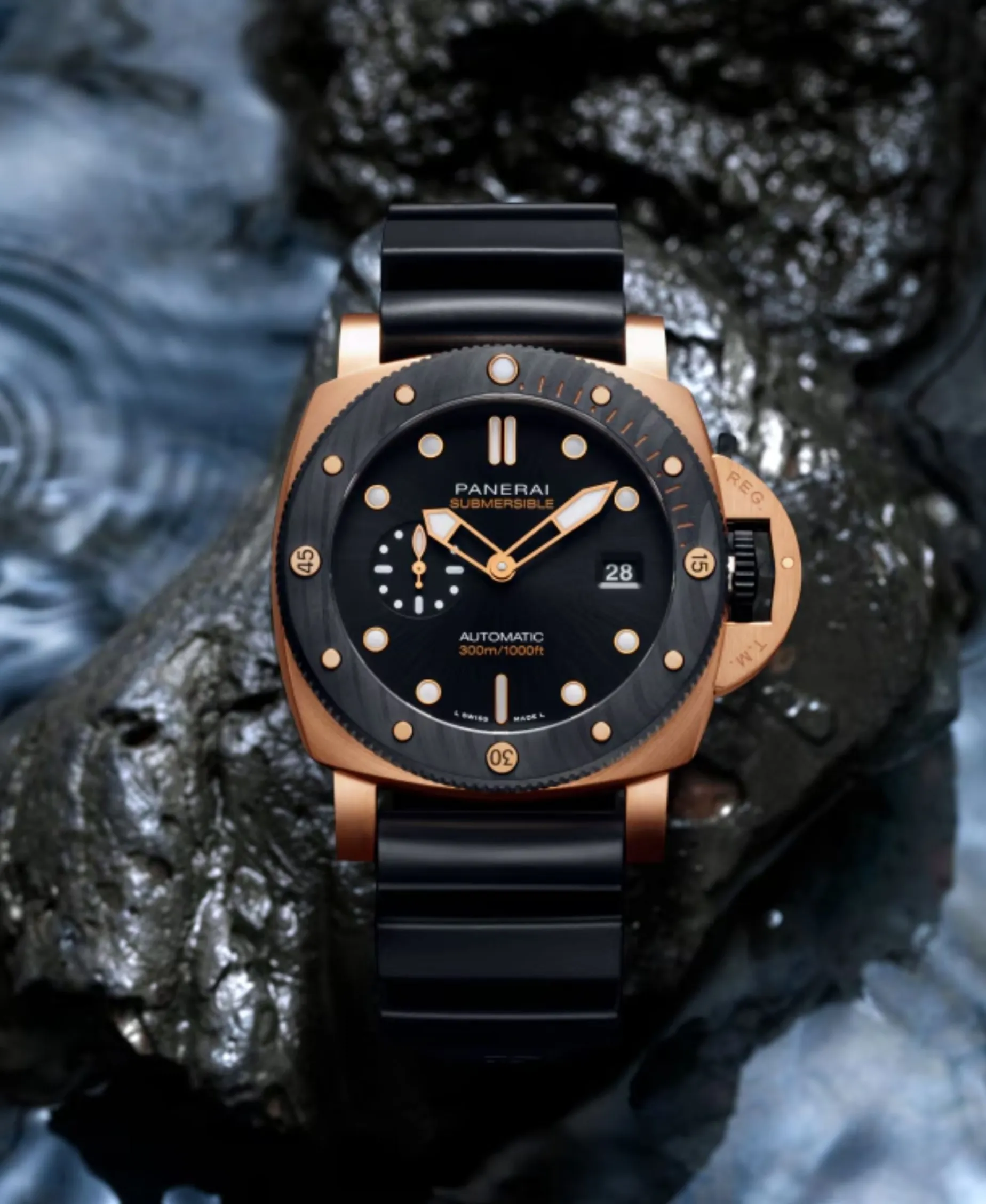 Panerai Submersible Automático Negro Goldtech™ 44 mm | PAM02070