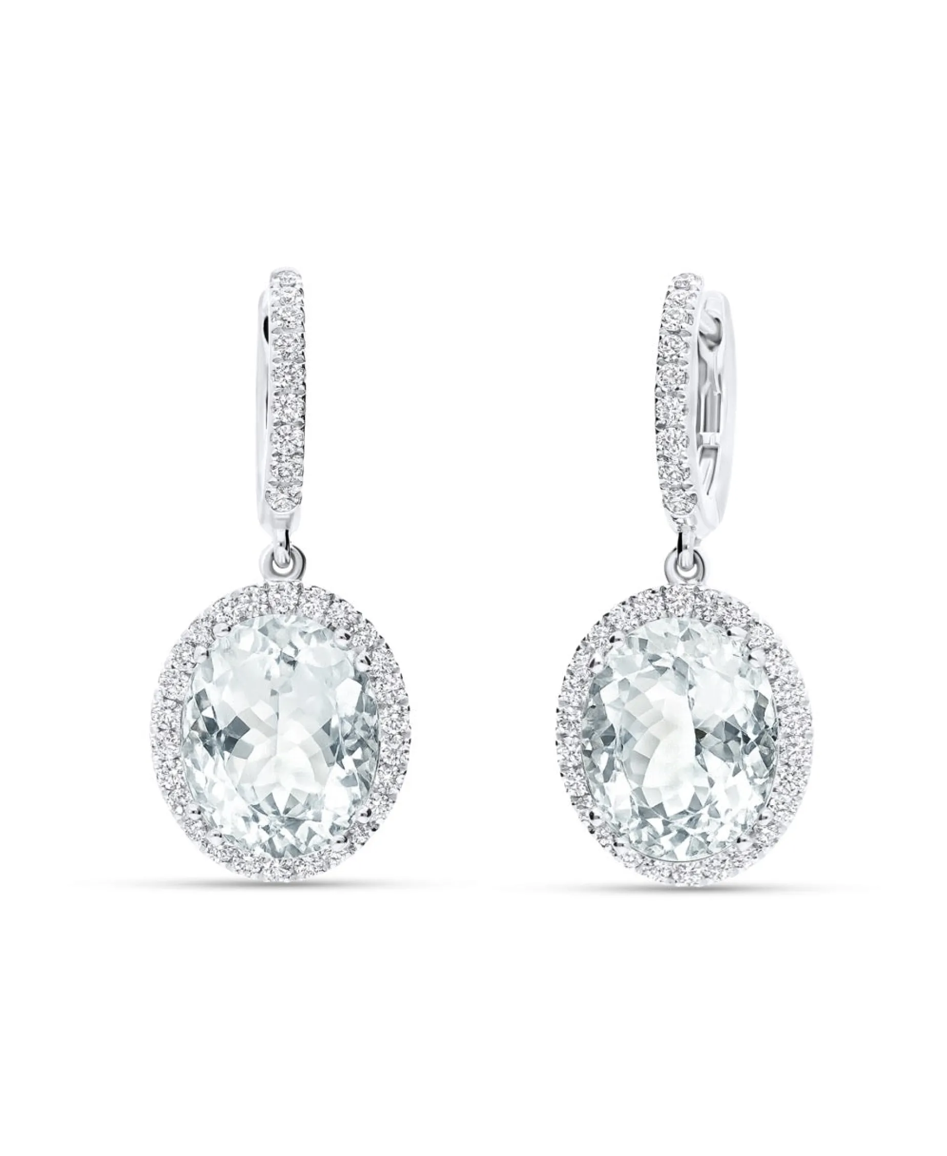 Pendientes Largos con Aguamarinas Talla Pera 6,60 cts y Diamantes en Oro Blanco 18K
