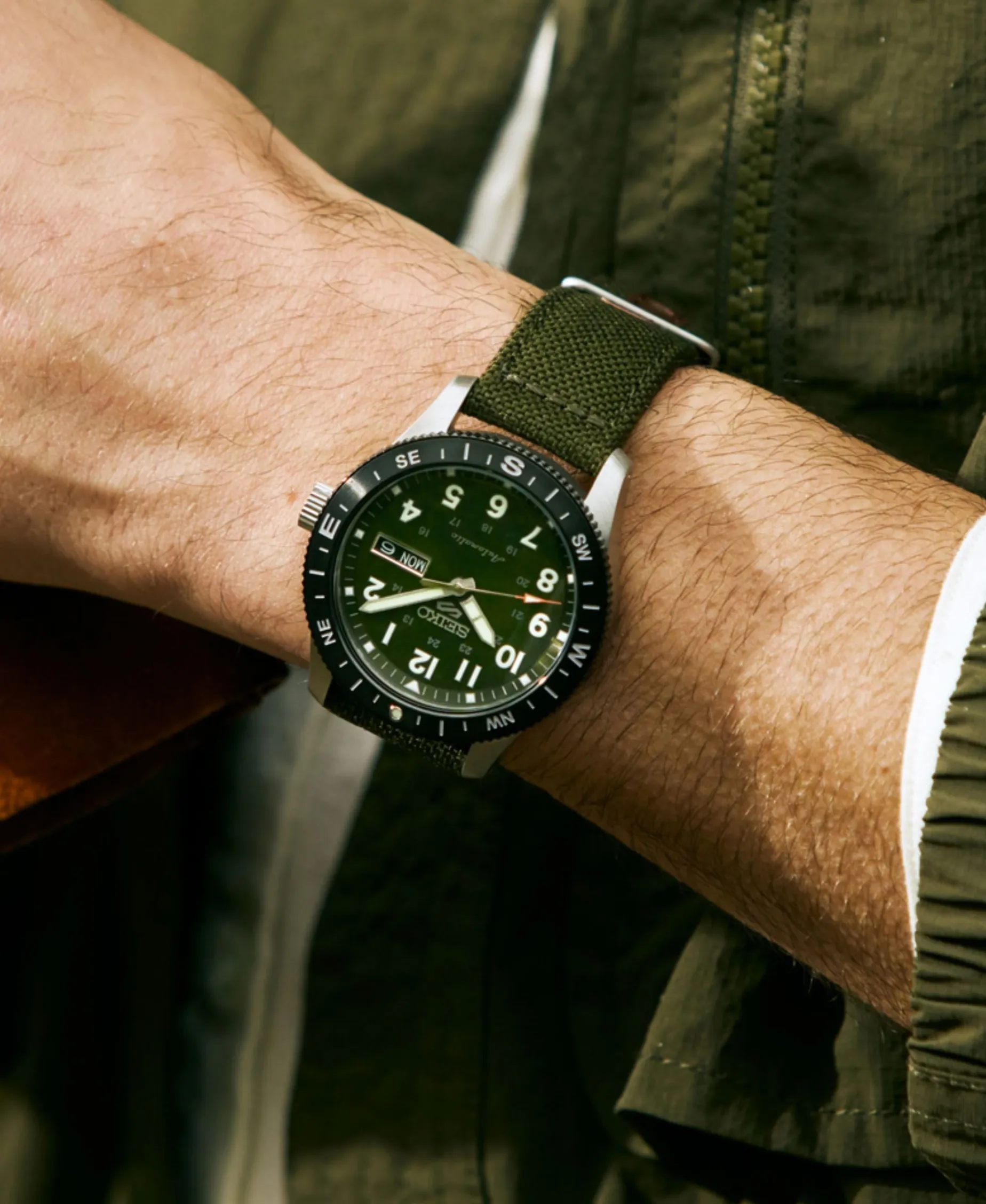 Seiko 5 Sports Field Automático Brújula Verde Acero 41 mm | HDB008