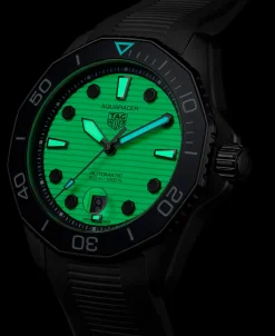 TAG Heuer Aquaracer Professional 300 Nightdiver 43 mm | WBP201D.FT6197